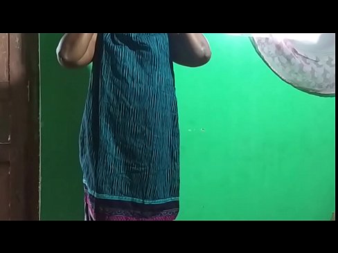 ❤️ Mama anatumia Mahindi. Video ya ngono ❌❤